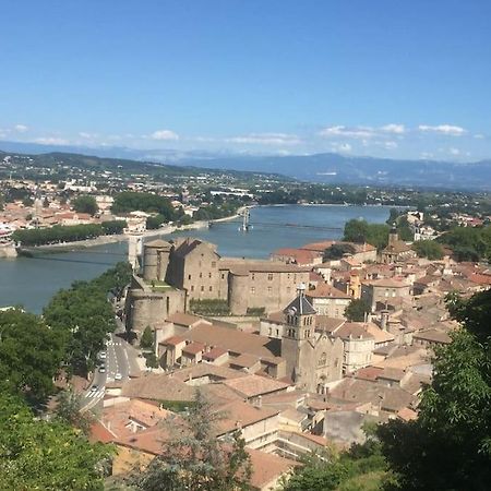 Les Coteaux De Mahe Apartment Tournon-sur-Rhone Exterior photo